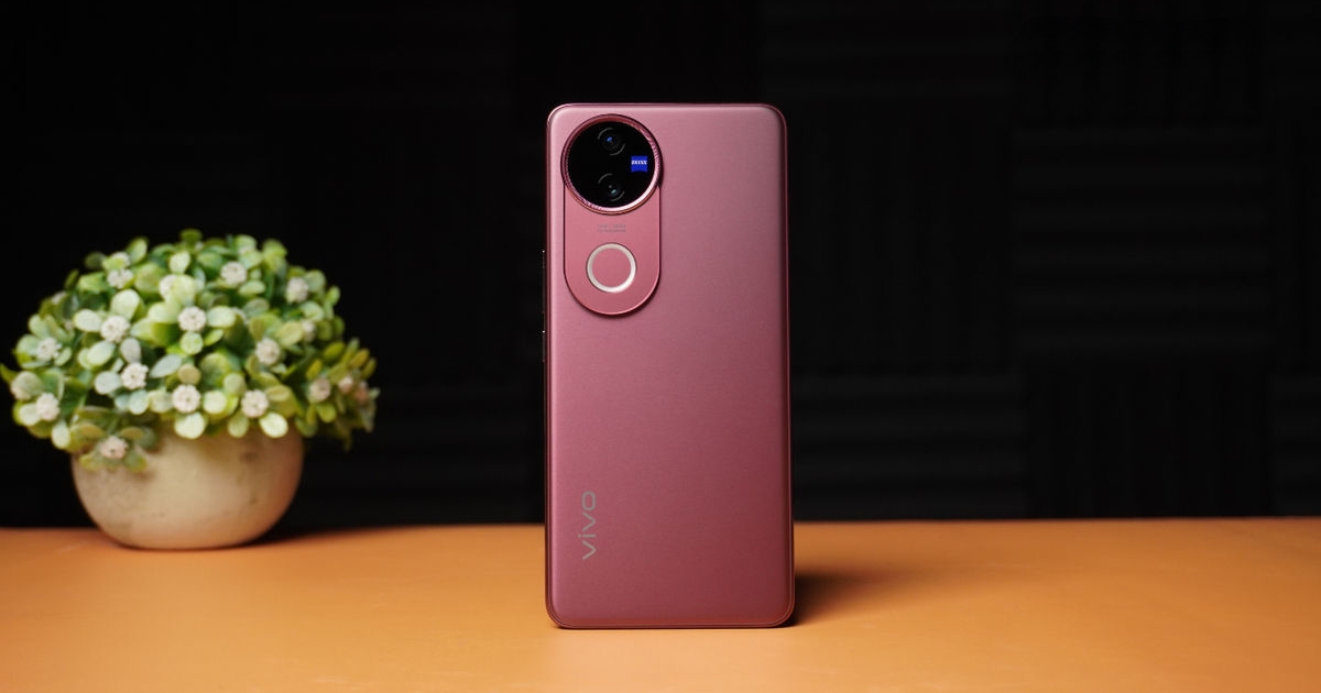 Vivo V50