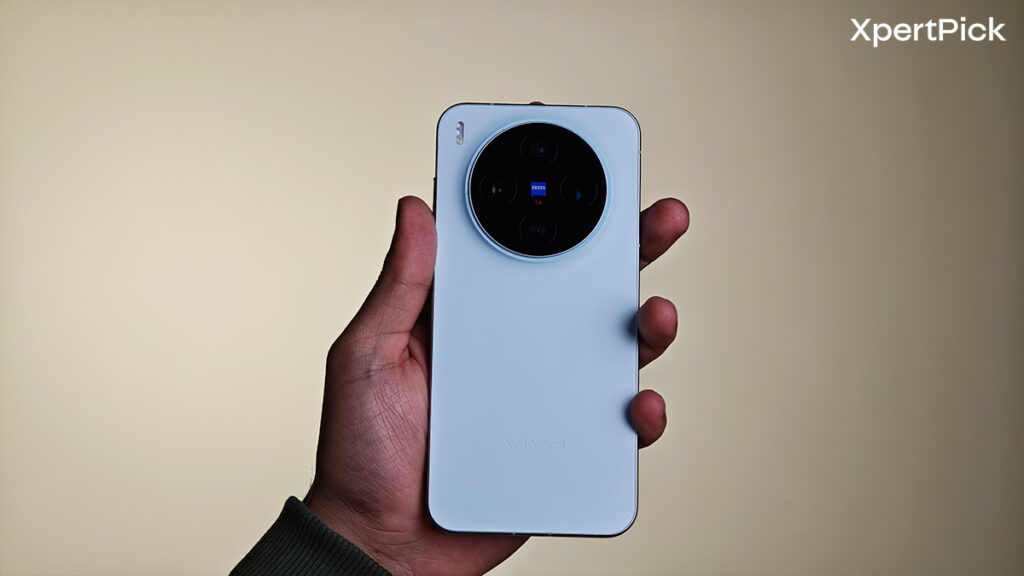 Vivo X300 in-hand back design showing circular camera module with Zeiss branding (Source: Yetnesh Dubey / XpertPick)