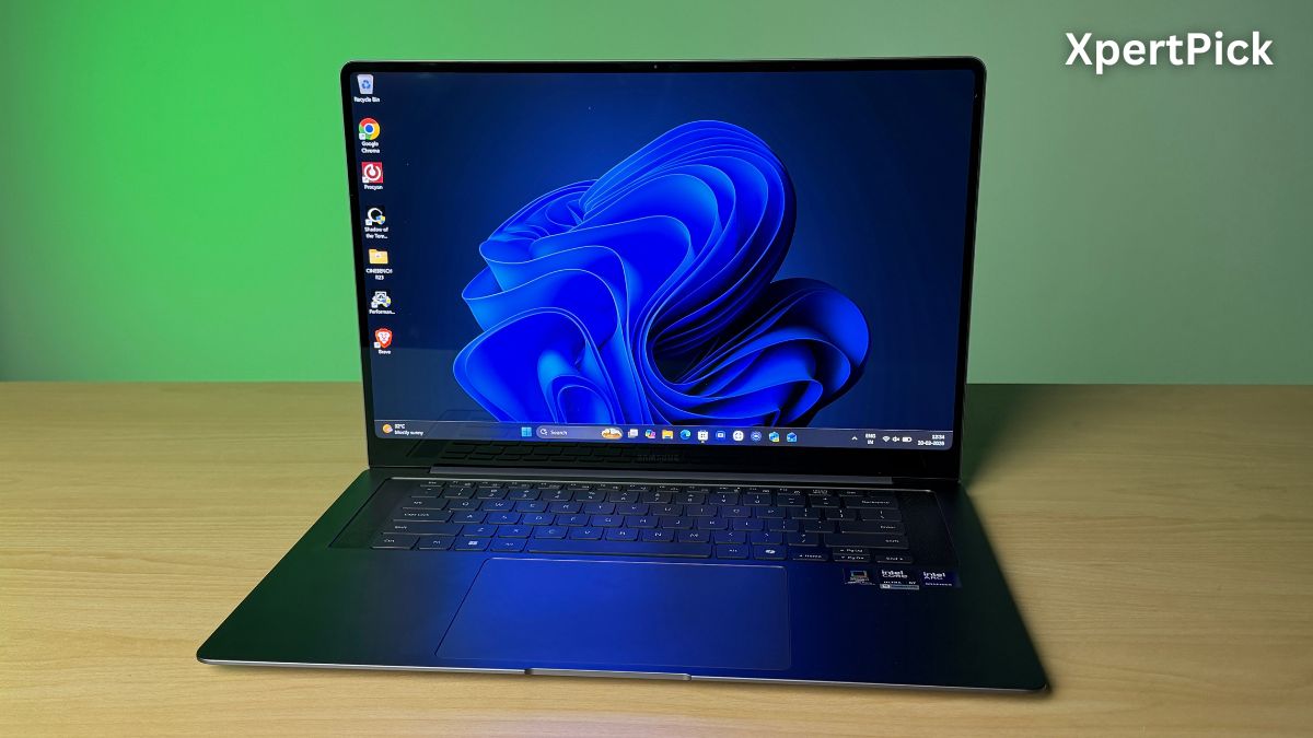 Samsung Galaxy Book6 Pro First Impressions Display